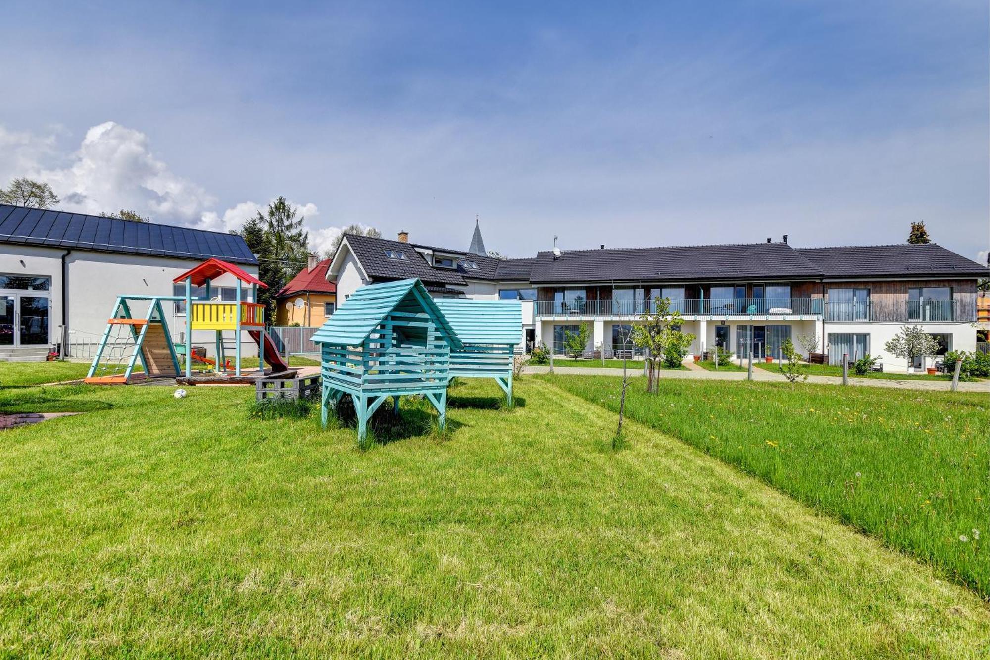 Penzion Ceresnovy Sad & Wellness Vysoké Tatry Exterior foto
